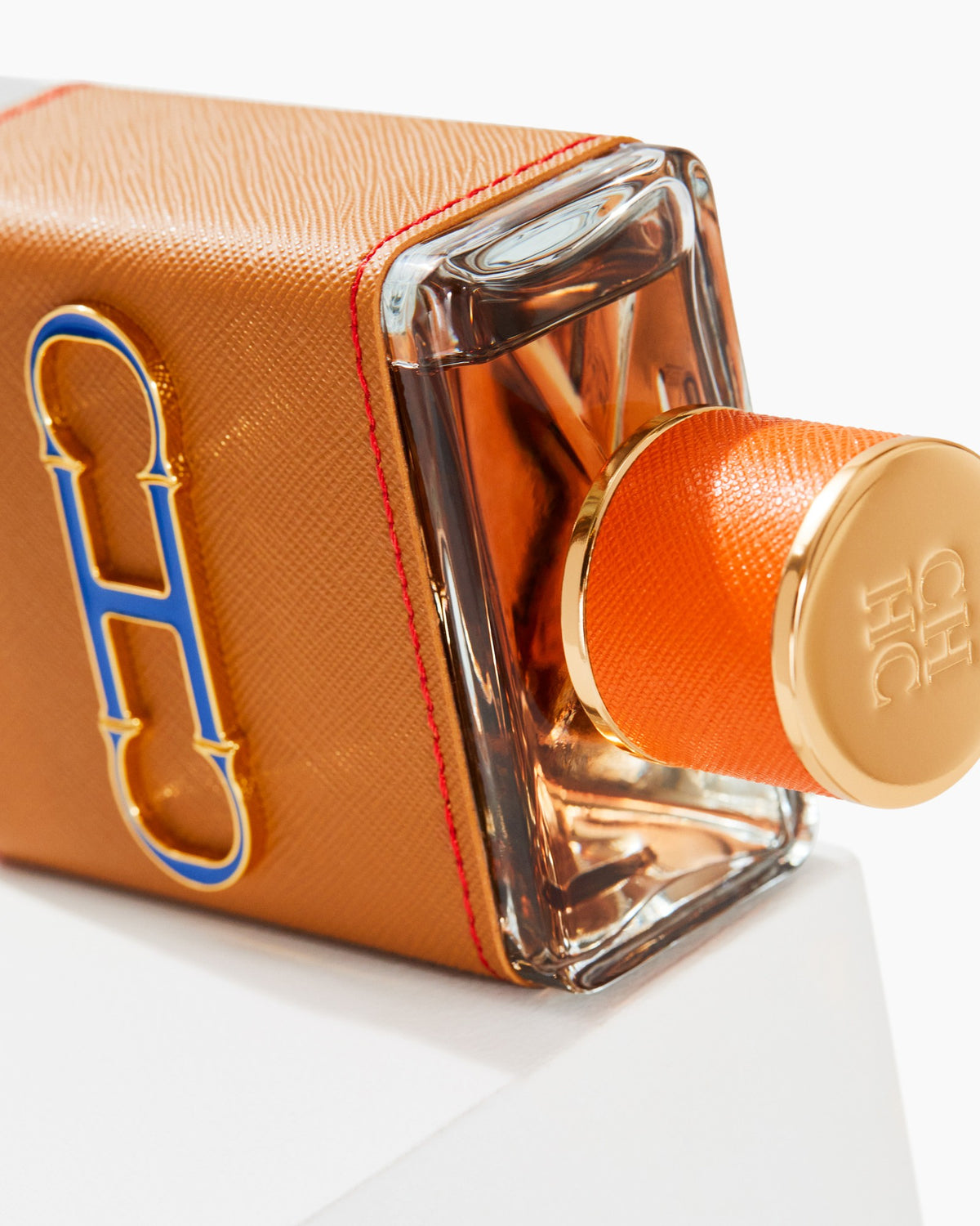 Carolina Herrera CH Men Insignia Leather — foto oficial 2
